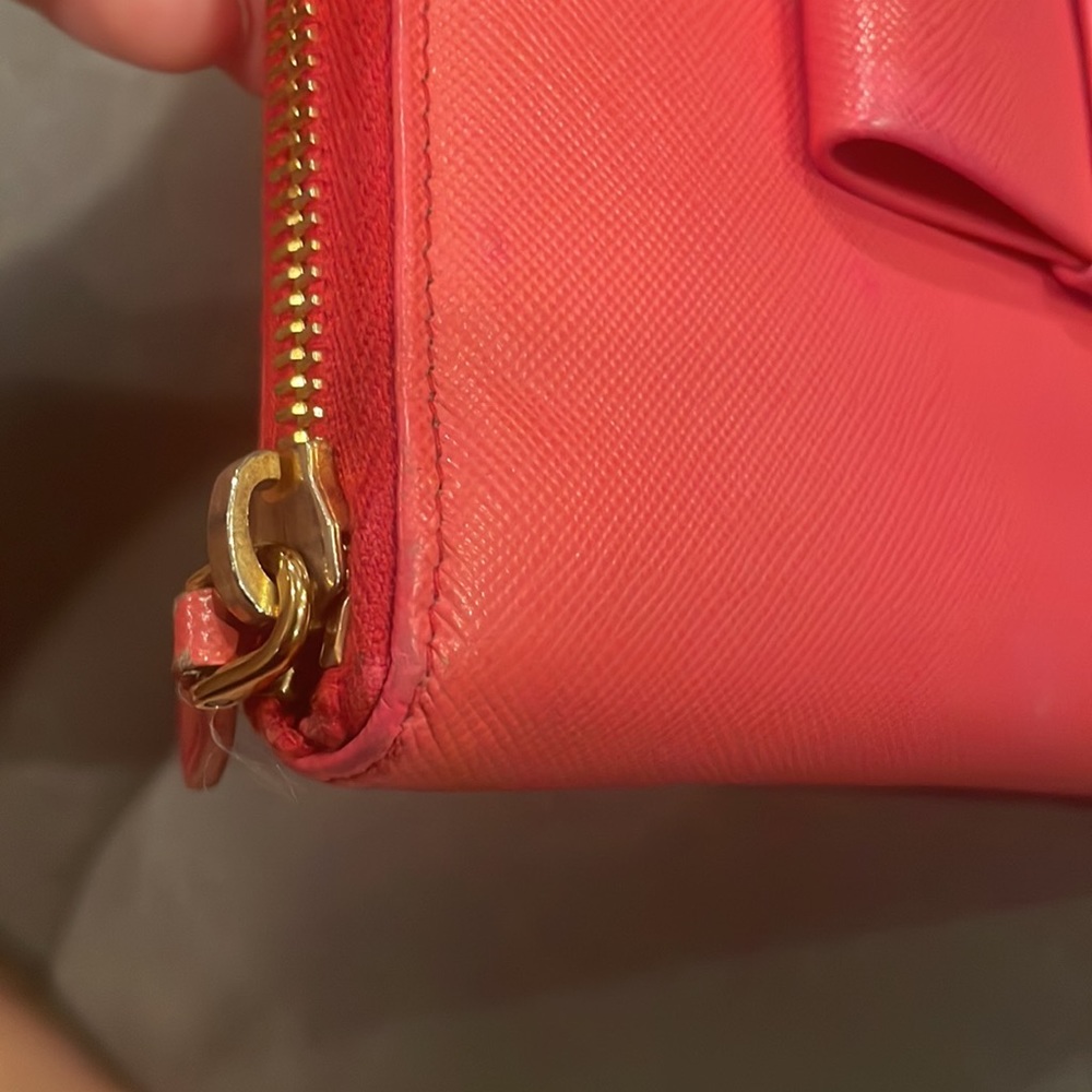 HOT PINK PRADA ZIPPY WALLET - Picture 8 of 17